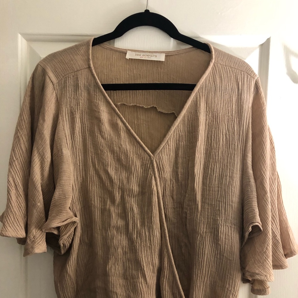 Cute Flowy Top - image 2